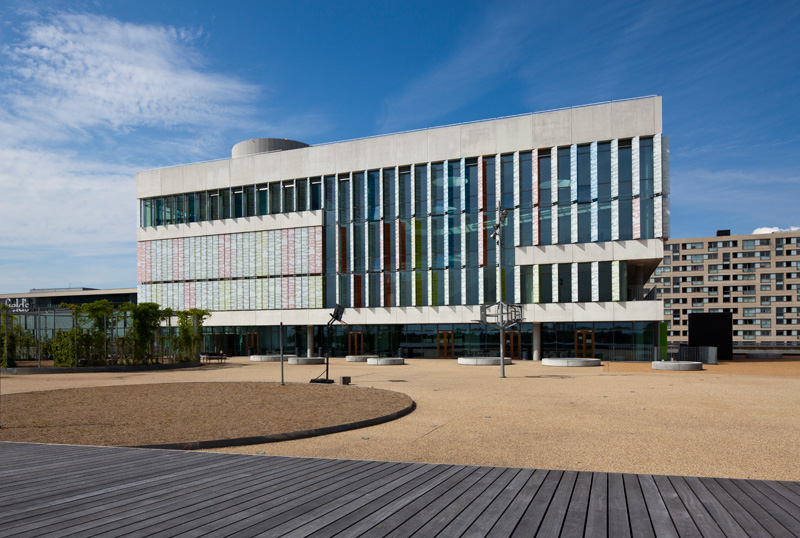 Oerestad-Gymnasium (Architektur: 3XN, 2007)